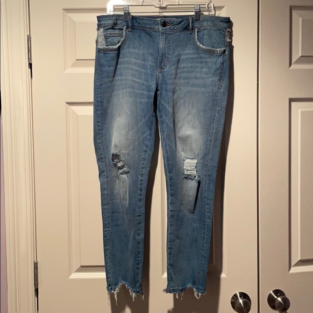 Zara Basic Z1975 Denim Distressed Jeans